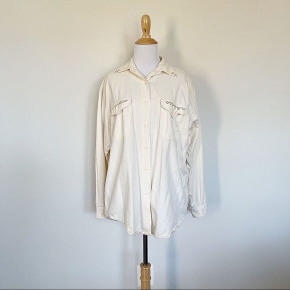 La Sha Button Down Shirt with embroidered Tiger on back - Picture 2 of 5